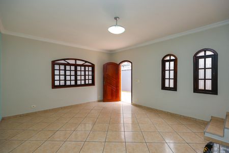 Casa para alugar com 200m², 3 quartos e 2 vagas Casa para alugar com 200m², 3 quartos e 2 vagasSala