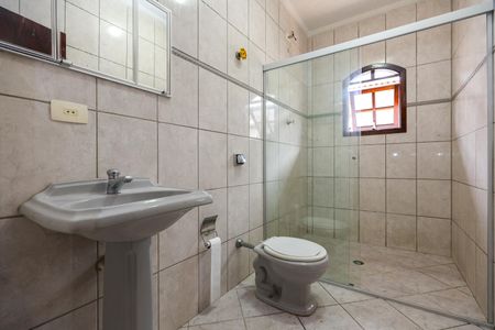Casa para alugar com 200m², 3 quartos e 2 vagasBanheiro
