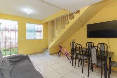 Foto 02 de casa para alugar com 2 quartos, 58m² em Céu Azul, Belo Horizonte