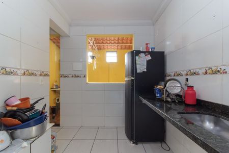 Foto 04 de casa para alugar com 2 quartos, 58m² em Céu Azul, Belo Horizonte