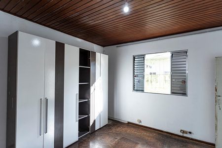 Casa para alugar com 250m², 2 quartos e 2 vagasSuite