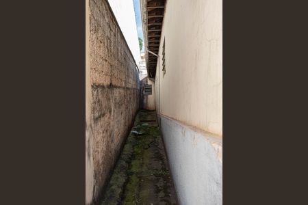 Casa para alugar com 250m², 2 quartos e 2 vagasCorredor