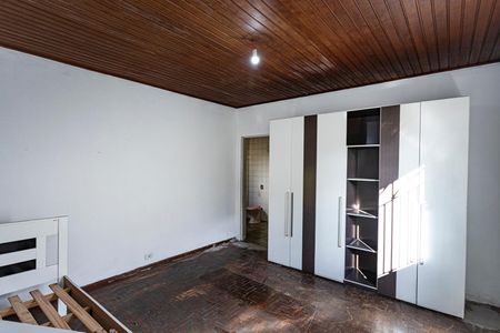 Casa para alugar com 250m², 2 quartos e 2 vagasSuite
