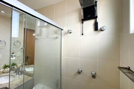 Apartamento para alugar com 80m², 3 quartos e 2 vagasBanheiro