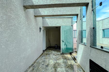 Apartamento à venda com 240m², 3 quartos e 3 vagasÁrea externa