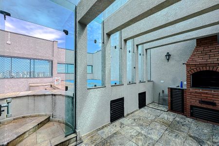 Apartamento à venda com 240m², 3 quartos e 3 vagasÁrea externa