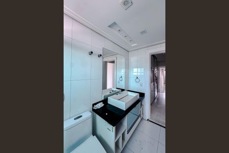 Apartamento à venda com 240m², 3 quartos e 3 vagasBanheiro da Suíte