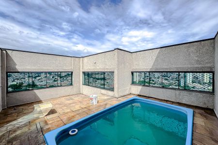 Apartamento à venda com 240m², 3 quartos e 3 vagasÁrea externa