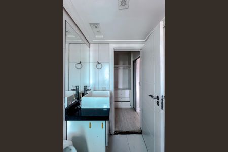 Apartamento à venda com 240m², 3 quartos e 3 vagasBanheiro da Suíte 3
