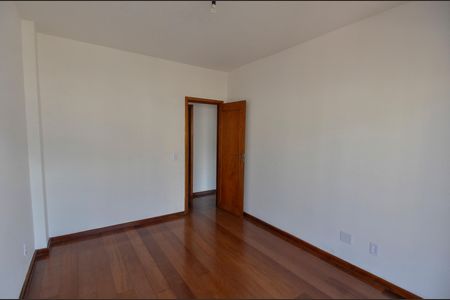 Apartamento à venda com 136m², 3 quartos e 2 vagasQuarto 1