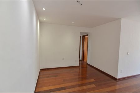 Apartamento à venda com 136m², 3 quartos e 2 vagasSala
