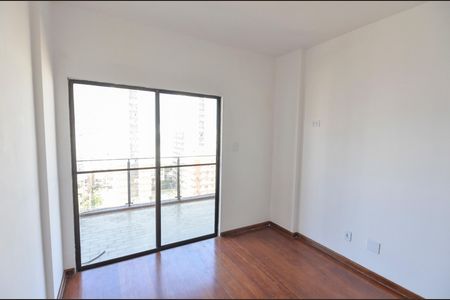 Apartamento à venda com 136m², 3 quartos e 2 vagasQuarto 2