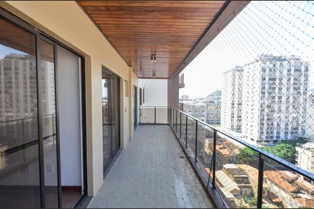 Apartamento à venda com 136m², 3 quartos e 2 vagasSala