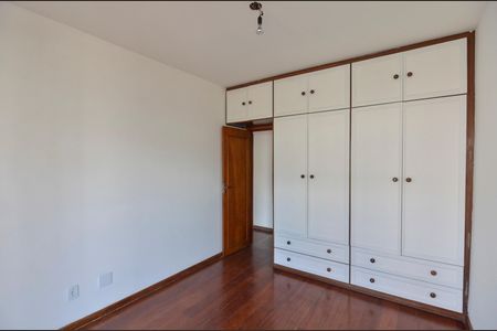 Apartamento à venda com 136m², 3 quartos e 2 vagasQuarto 2