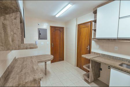 Apartamento à venda com 136m², 3 quartos e 2 vagasCozinha