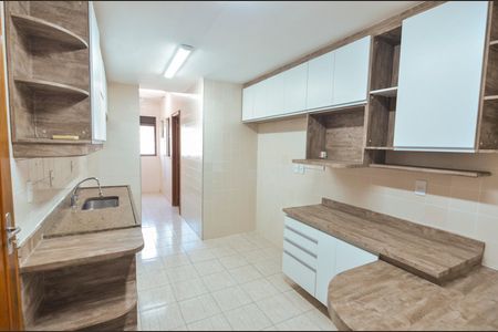 Apartamento à venda com 136m², 3 quartos e 2 vagasCozinha