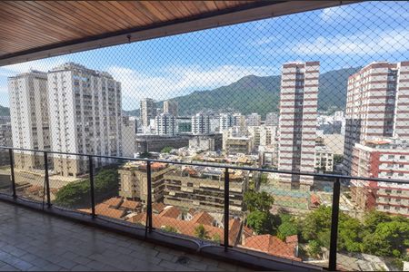 Apartamento à venda com 136m², 3 quartos e 2 vagasQuarto 1