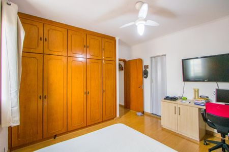Apartamento à venda com 156m², 3 quartos e 2 vagasQuarto 2 - Suíte
