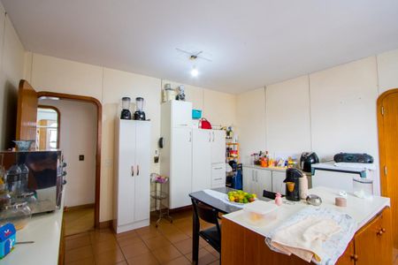 Apartamento à venda com 156m², 3 quartos e 2 vagasCozinha