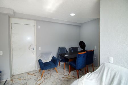 Sala de apartamento para alugar com 2 quartos, 52m² em Pavuna, Rio de Janeiro