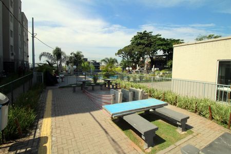 Apartamento para alugar com 52m², 2 quartos e sem vagaÁrea comum - Piscina