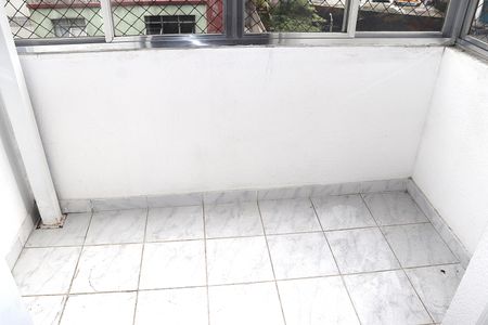 Apartamento à venda com 71m², 2 quartos e sem vagaVaranda