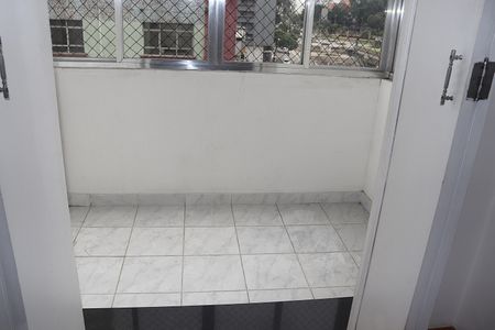 Apartamento à venda com 71m², 2 quartos e sem vagaVaranda