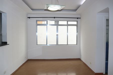 Apartamento à venda com 71m², 2 quartos e sem vagaSala