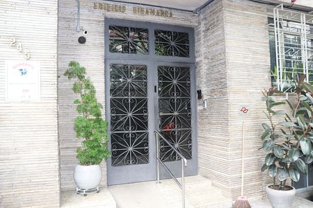 Apartamento à venda com 71m², 2 quartos e sem vagaEntrada