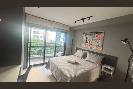 Apartamento à venda com 23m², 1 quarto e sem vagaSala/Quarto