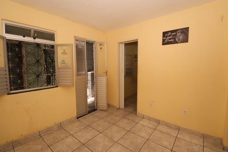 Sala de kitnet/studio para alugar com 2 quartos, 28m² em Engomadeira, Salvador