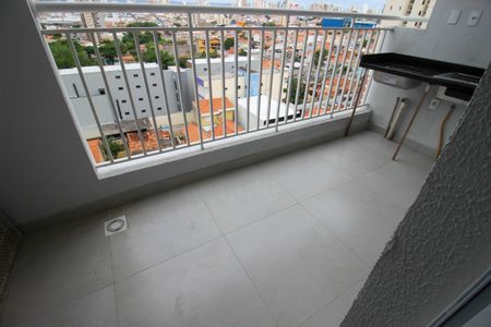 Apartamento para alugar com 70m², 3 quartos e 4 vagas