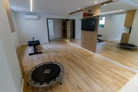 Apartamento à venda com 260m², 4 quartos e 4 vagasÁrea comum - Academia