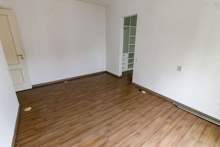 Apartamento à venda com 260m², 4 quartos e 4 vagasSuíte 3
