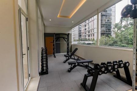 Apartamento à venda com 260m², 4 quartos e 4 vagasÁrea comum - Academia