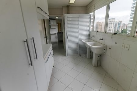 Apartamento à venda com 260m², 4 quartos e 4 vagasÁrea de Serviço