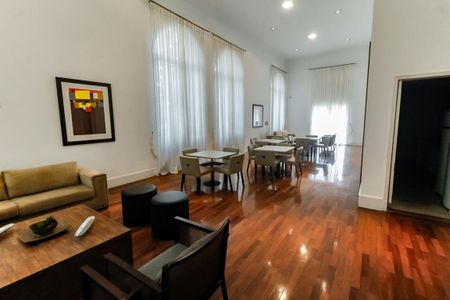 Apartamento à venda com 260m², 4 quartos e 4 vagasÁrea comum - Salão de festas