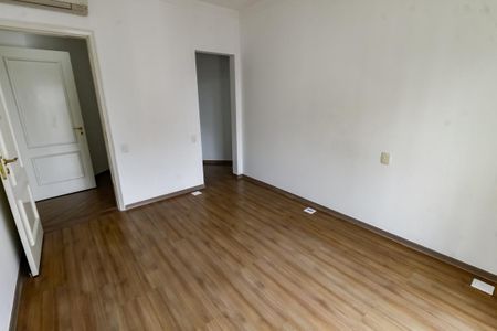 Apartamento à venda com 260m², 4 quartos e 4 vagasSuíte 1