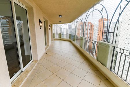 Apartamento à venda com 260m², 4 quartos e 4 vagasVaranda gourmet