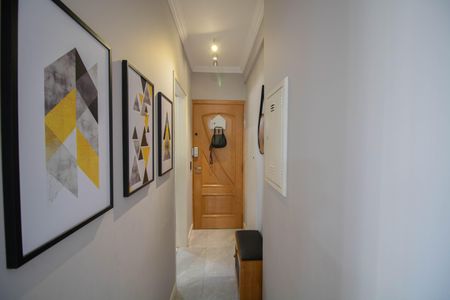Apartamento à venda com 94m², 3 quartos e 3 vagasCORREDOR