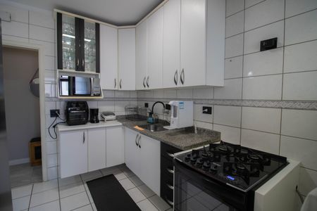 Apartamento à venda com 94m², 3 quartos e 3 vagasCOZINHA