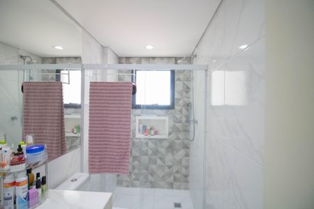 Apartamento à venda com 94m², 3 quartos e 3 vagasBANHEIRO DA SUÍTE