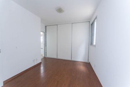Apartamento à venda com 201m², 3 quartos e 2 vagasBanheiro da Suíte