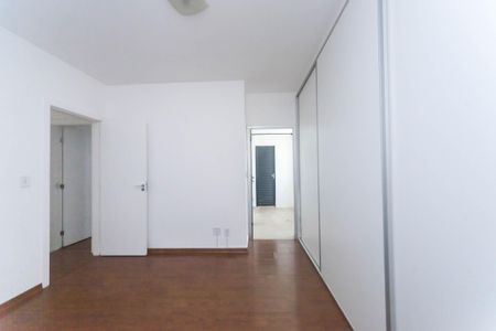 Apartamento à venda com 201m², 3 quartos e 2 vagasBanheiro da Suíte