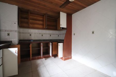 Casa à venda com 170m², 3 quartos e 5 vagasCozinha