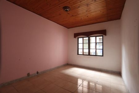Casa à venda com 170m², 3 quartos e 5 vagasQuarto 1