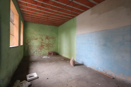 Casa à venda com 170m², 3 quartos e 5 vagasSalão