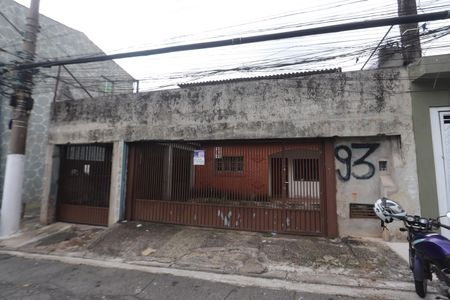 Casa à venda com 170m², 3 quartos e 5 vagasFachada
