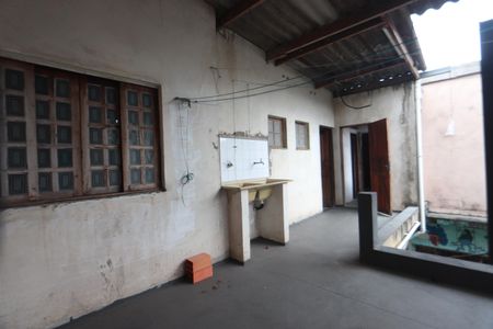 Casa à venda com 170m², 3 quartos e 5 vagasQuintal