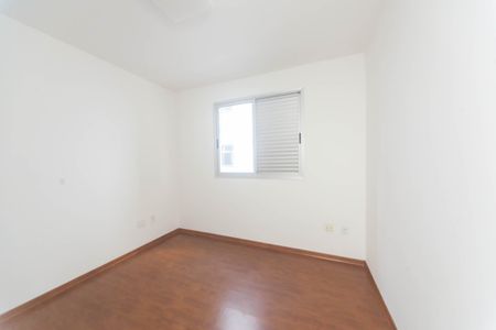 Apartamento à venda com 101m², 3 quartos e 2 vagasquarto 2